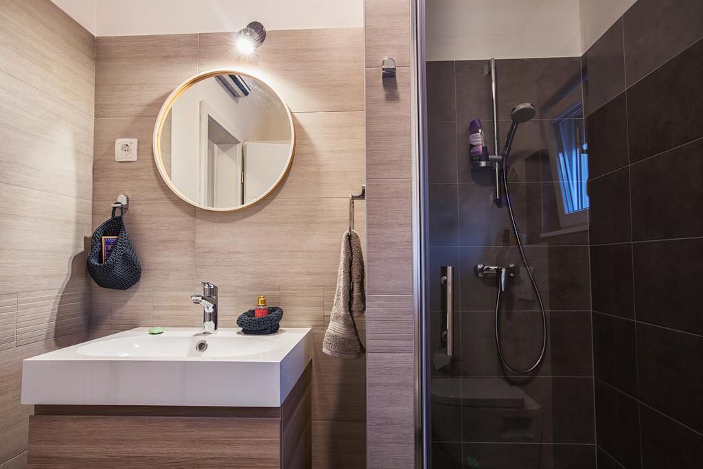 Holiday Home Vuko Sevid Bagian luar foto