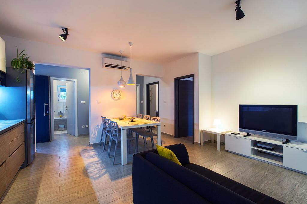 Holiday Home Vuko Sevid Bagian luar foto