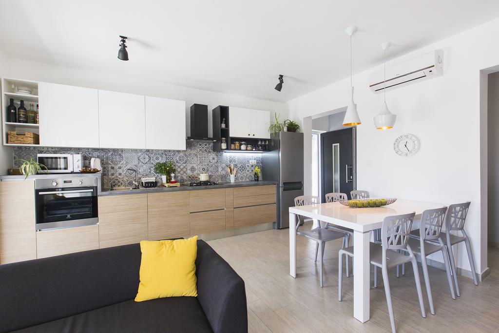 Holiday Home Vuko Sevid Bagian luar foto